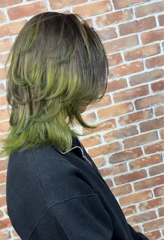 ミディアム カラー さいとう つかさのヘアスタイル