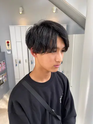 ショート パーマ メンズ 石原圭悟 /ショート/艶カラーのヘアスタイル