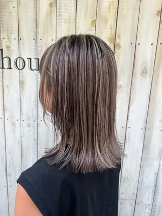 ミディアム Eimi エイミのヘアスタイル