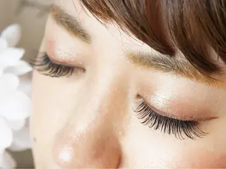 マツエク・マツパ CrealaLuce 岩国店のネイルデザイン