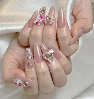 ネイル RAFFINE haru🦋🩵のネイルデザイン