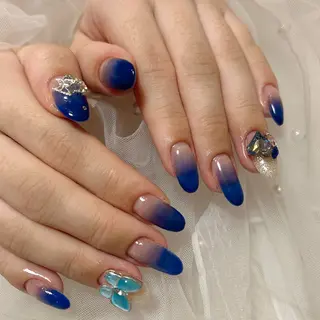 ネイル EmaNail天満橋店所属・EmaNail Risaのネイルデザイン