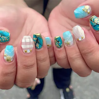 ネイル 岸本 千慧のネイルデザイン