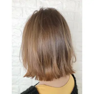 ショート カラー KIZU 髪質改善 怪談を語る美容師のヘアスタイル