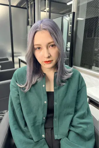 セミロング カラー シールエクステ特化 ハイトーン、NANAのヘアスタイル