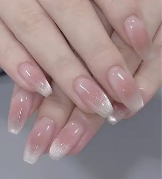 ネイル LETHI LINHのネイルデザイン