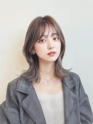 ミディアム カラー 黒阪 なみのヘアスタイル