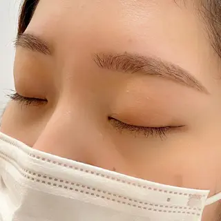 アイブロウ Lucia 清澤のマツエク・マツパデザイン