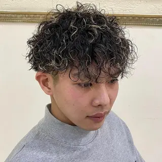 パーマ メンズ 年間2000名担当◎ パーマ職人/仲原佑樹のヘアスタイル