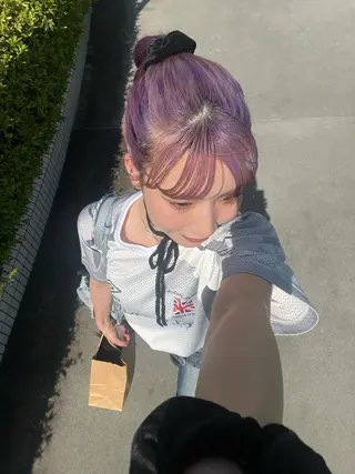 セミロング 室屋 鈴音のヘアスタイル