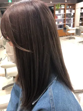 ロング 阿部 美咲のヘアスタイル