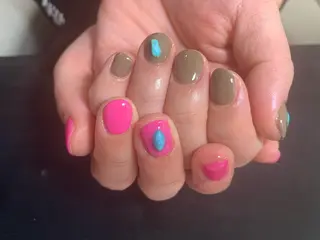 ネイル マルサンカクシカク所属・○△□ 守口市のネイルデザイン