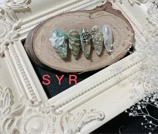 ネイル SYR所属・SYR nail salonのネイルデザイン