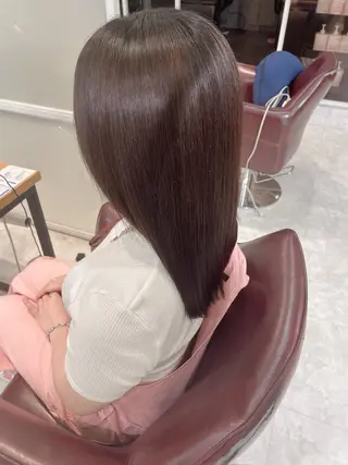 カラー Riku 艶カラーのヘアスタイル