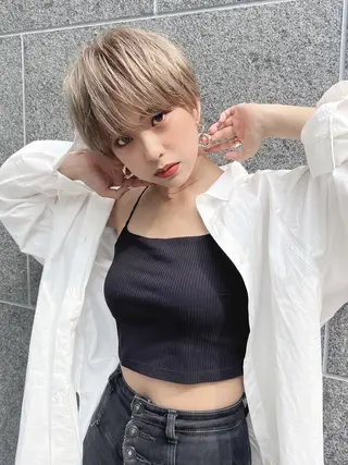 ショート カラー SOURCE 天王寺のヘアスタイル