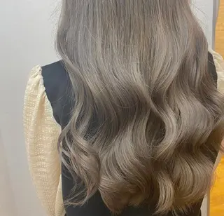 ロング カラー 遠藤沙也加 /レイヤーカットのヘアスタイル