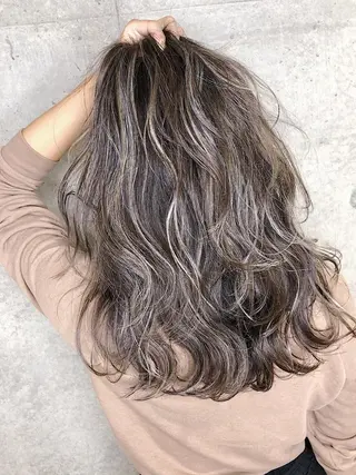 セミロング カラー LA KING GINZA TOKYO所属・🧡ショートの達人 🧡SHOのヘアスタイル