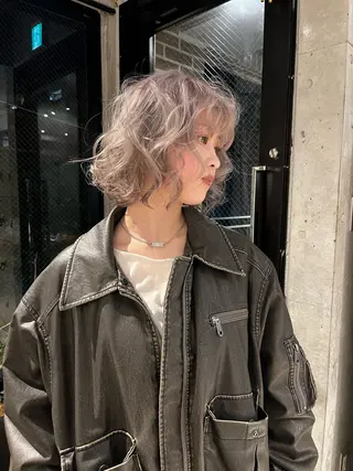 カラー ウルフとデザイン カラーの神のヘアスタイル