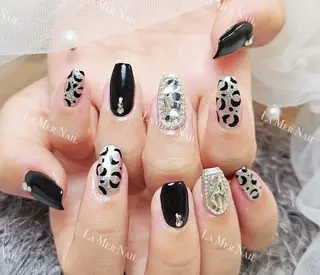 ネイル 🌻 Momoko_のネイルデザイン