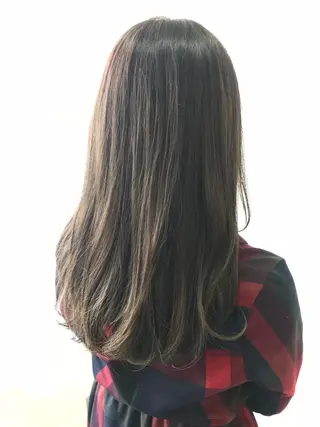 カラー 💜ツヤヘアケア🩷 サトウシュンスケのヘアスタイル