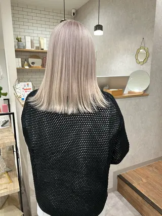 ミディアム カラー ボブ/ハイトーン 立川loose 下田のヘアスタイル