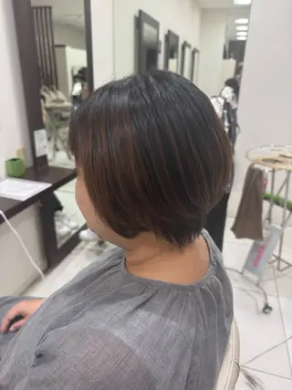ショート 小達 陽菜のヘアスタイル