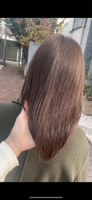 ミディアム カラー BEBE所属・ご新規様限定 透明感カラーKANAのヘアスタイル