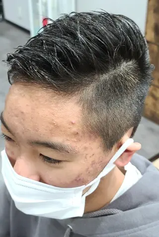 ショート メンズ 井澗 修二のヘアスタイル