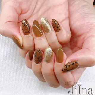ネイル JiIna nailのネイルデザイン