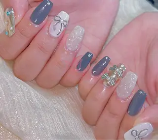 ネイル ネイルサロンエクラ 🫧Shizukaのネイルデザイン