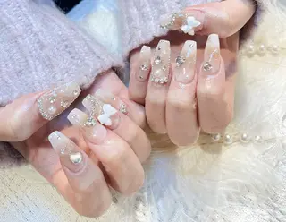 セミロング ninabeauty 新宿のネイルデザイン