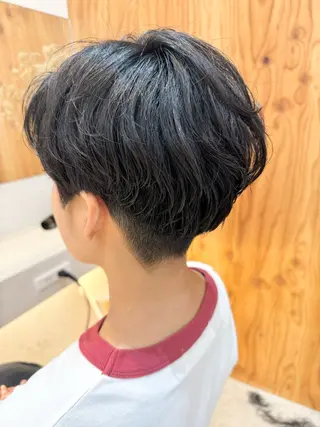 ショート un【アン】所属・【un】 MANAのヘアスタイル