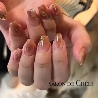 ネイル salon de Chéli所属・salon de Cheliのネイルデザイン