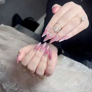 ネイル Lenie Nail Salonのネイルデザイン