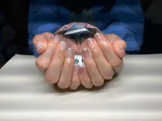 ネイル Rainbow Moonのネイルデザイン