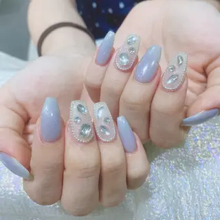 ネイル Queens 榊 まおのネイルデザイン