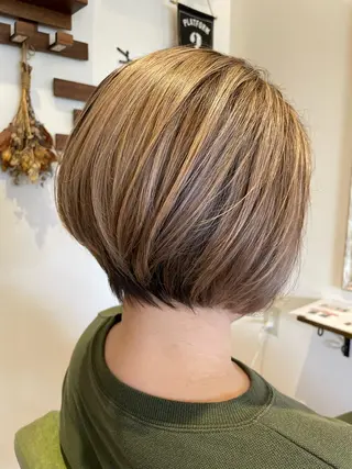 ショート 浅野 健太のヘアスタイル