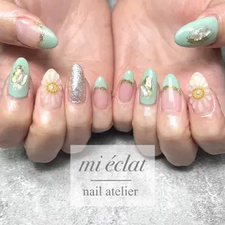 ネイル mi éclat ミ　エクラのネイルデザイン