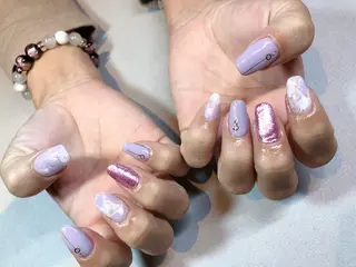 ネイル iiloo aromaworksのネイルデザイン