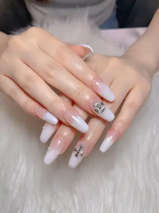 ネイル 西野 カナのネイルデザイン