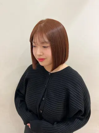 ショート カラー 荒川 三希のヘアスタイル