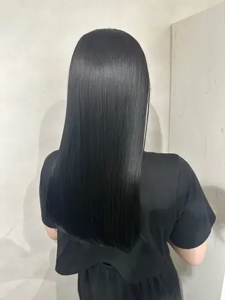 セミロング カラー リュウタ ダイキのヘアスタイル