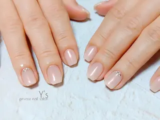 ネイル YUMI NAGAI  のネイルデザイン