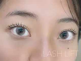 マツエク・マツパ eyelash Fiara by CYAN【フィアラバイシアン】所属・奥本 凜のマツエク・マツパデザイン