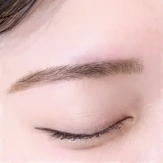 アイブロウ neolive & 🎀luaのマツエク・マツパデザイン