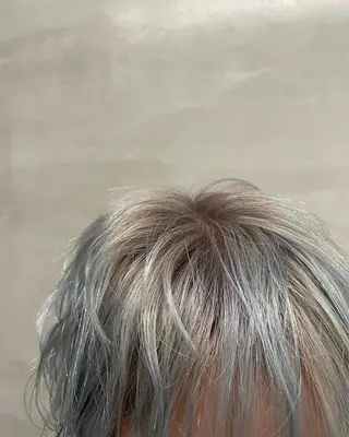 カラー 鶴井 美空のヘアスタイル