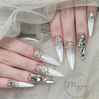 ネイル Maggie Nail🦩のネイルデザイン