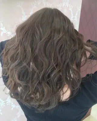 ミディアム カラー 宍戸 海斗のヘアスタイル