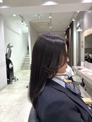 セミロング 羽田 莉野のヘアスタイル