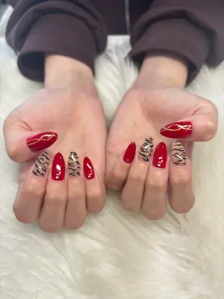 ネイル Rich to安城店所属・長坂 若菜のネイルデザイン